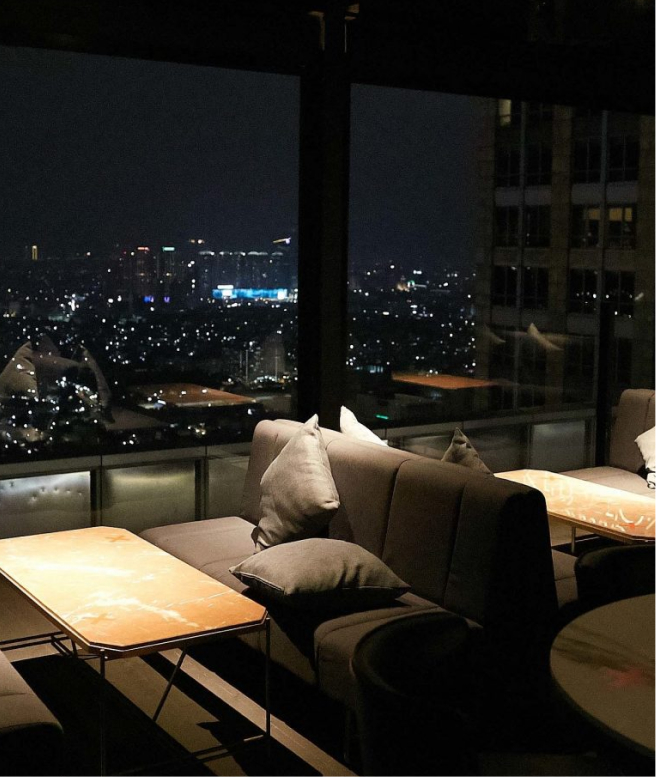 Luxurious Fine Dining Website for Altitude Jakarta